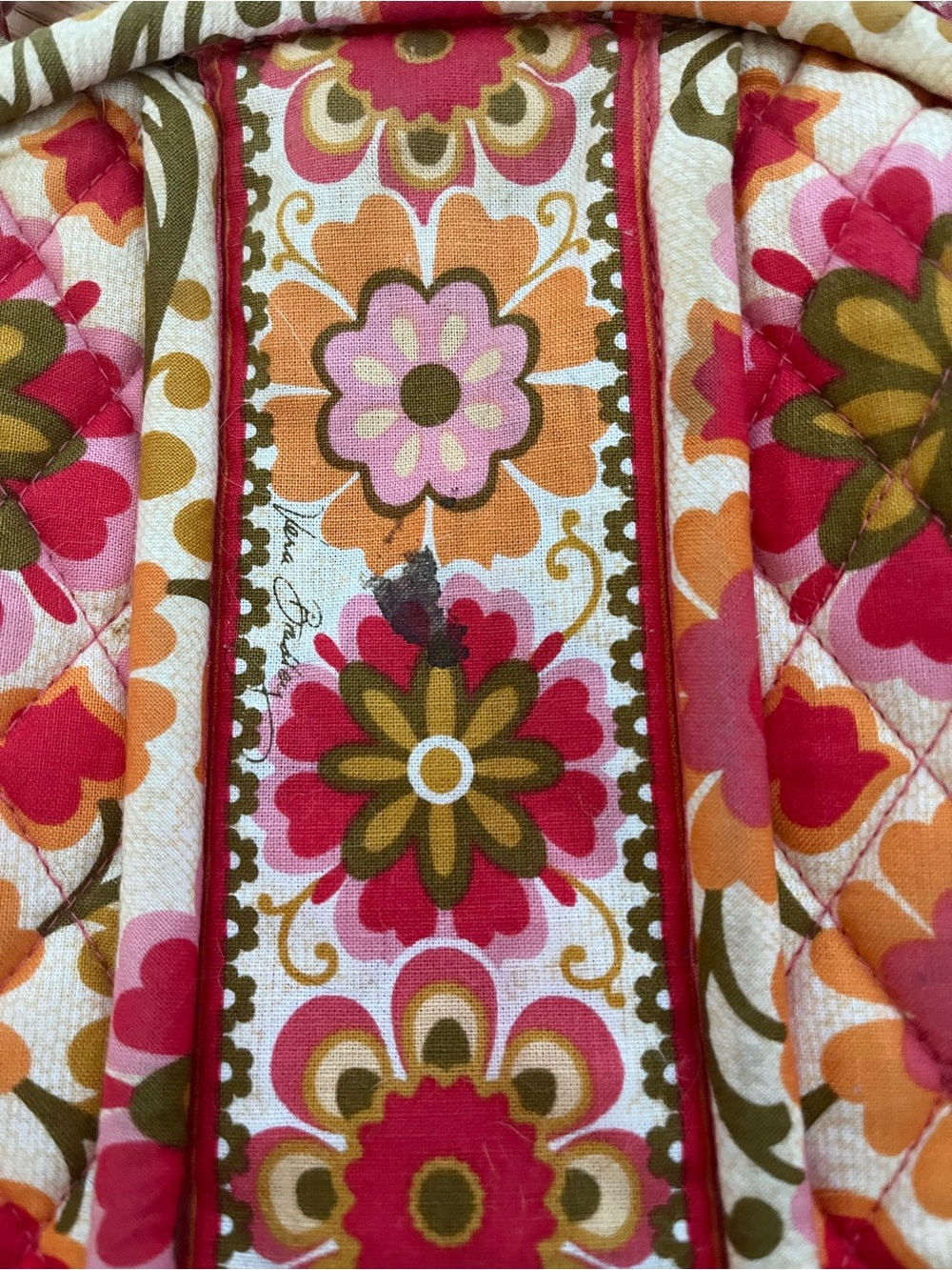 Floral Quilted Shoulder Bag - Multi-color - Picture 2 of 8